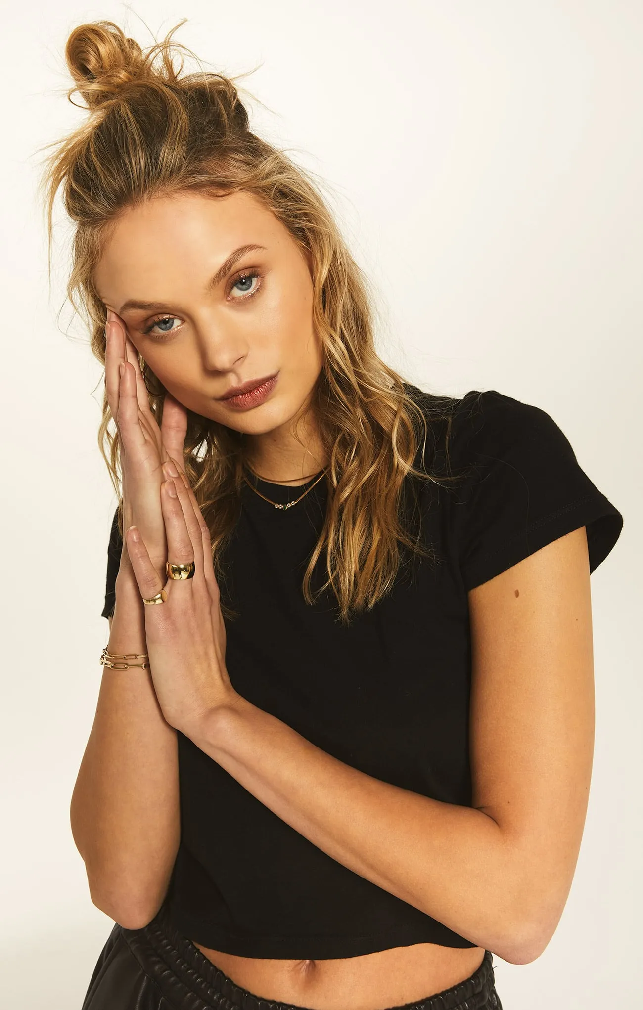 Z Black top, black, front